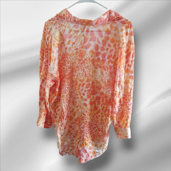 Gloria Vanderbilt Sheer Tapered Animal Print Tunic Blouse - Picture 5 of 5